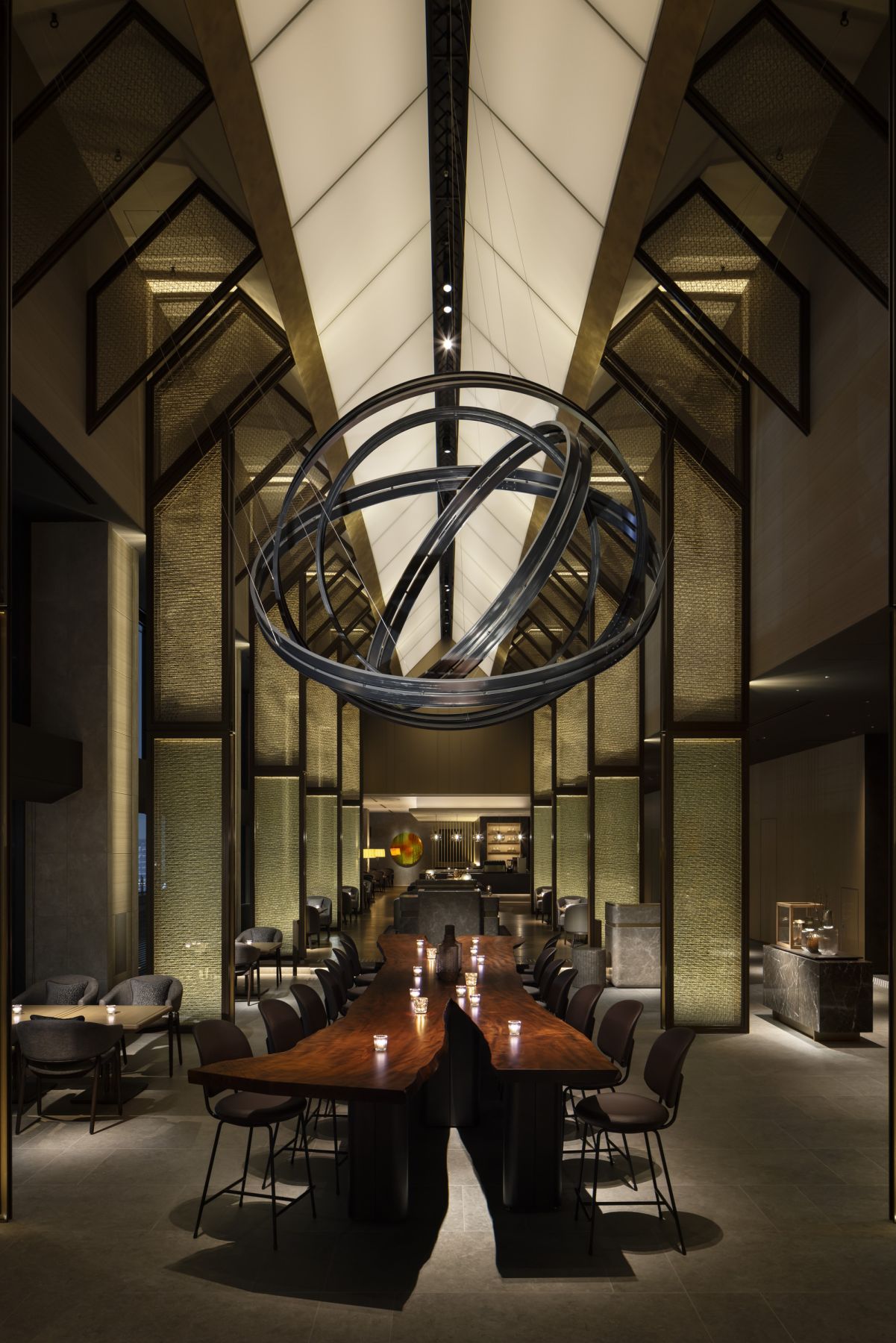 THE OSAKA STATION HOTEL, Autograph Collection